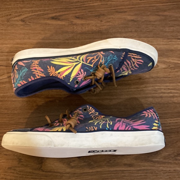 Sperry Women’s Shoes - Picture 2 of 5